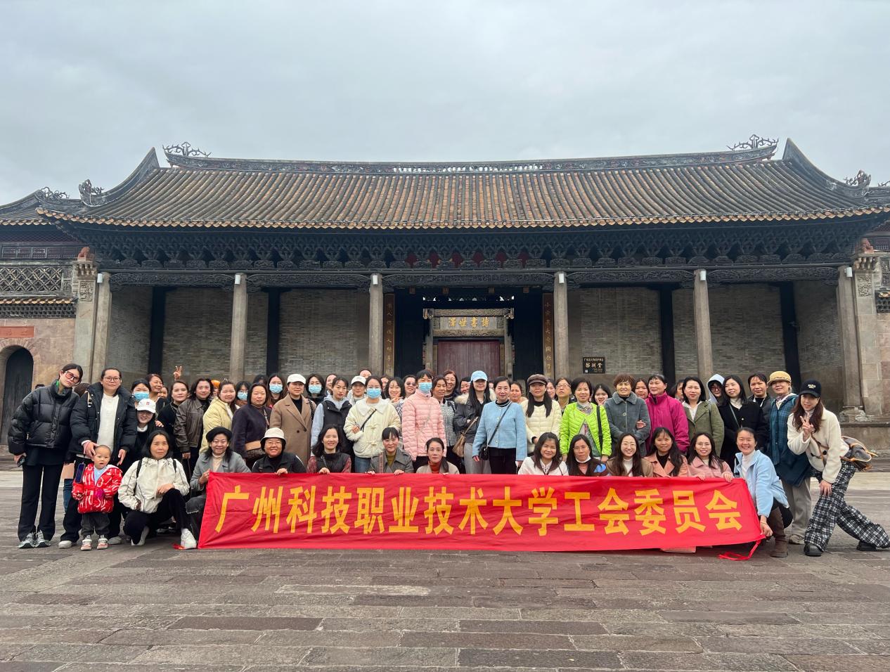 84eb415ba43d3083a68cf55bf13bb9c