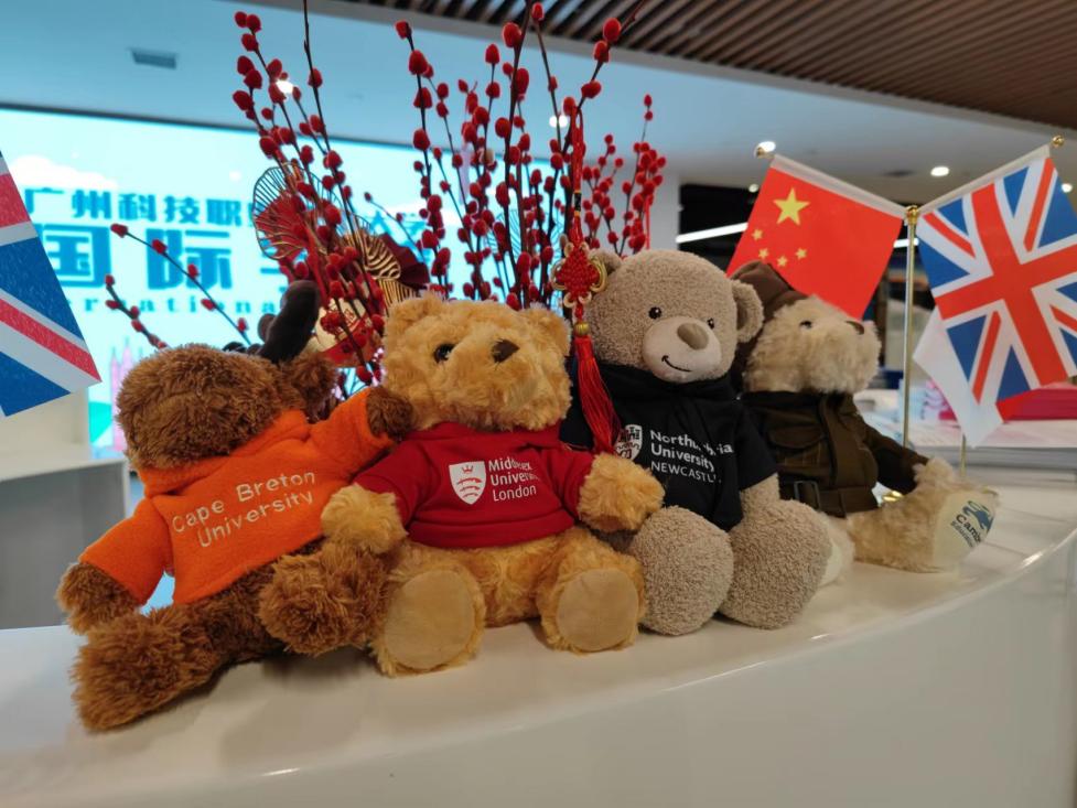 14f0ec3f9bbd6c6c25a26b30d60afd0