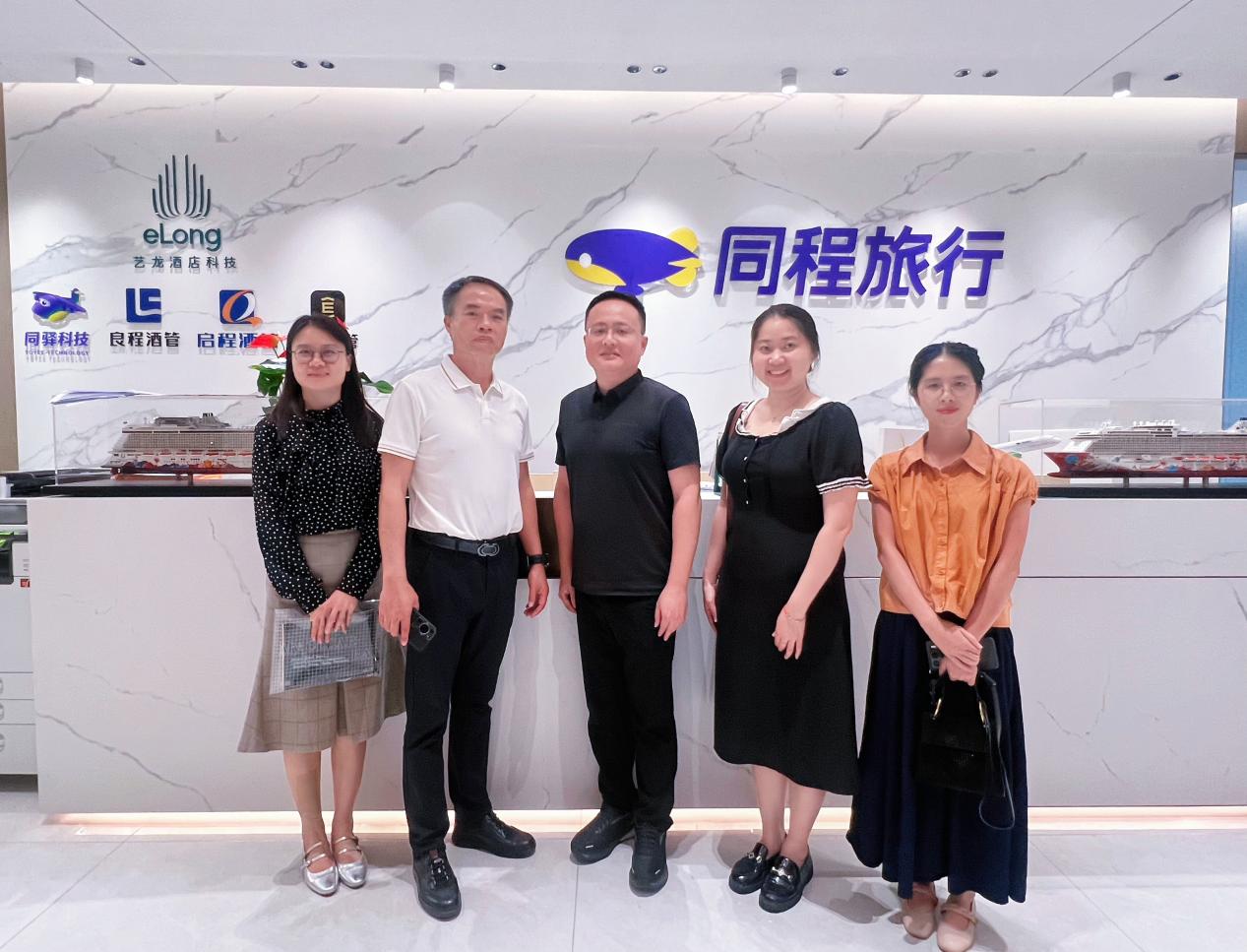 74ad5d781bb6acd4f251997e000bd7d