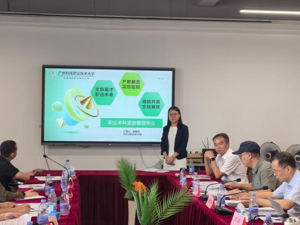 一群小孩在电视前玩游戏

AI 生成的内容可能不正确。