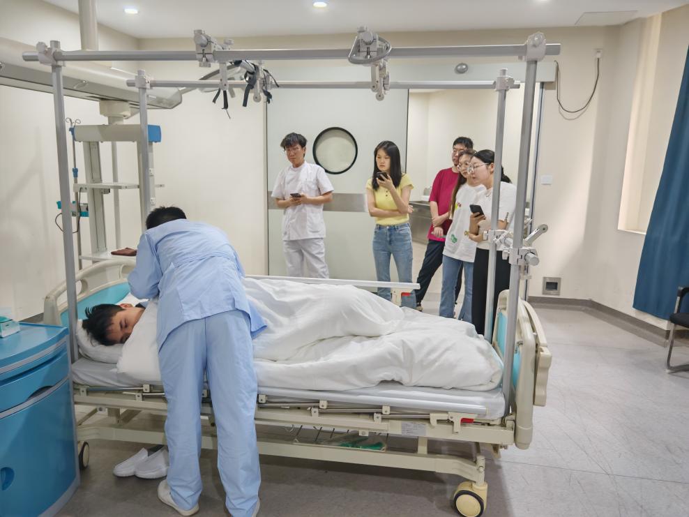 C:/Users/赵昱/Desktop/4.jpg4