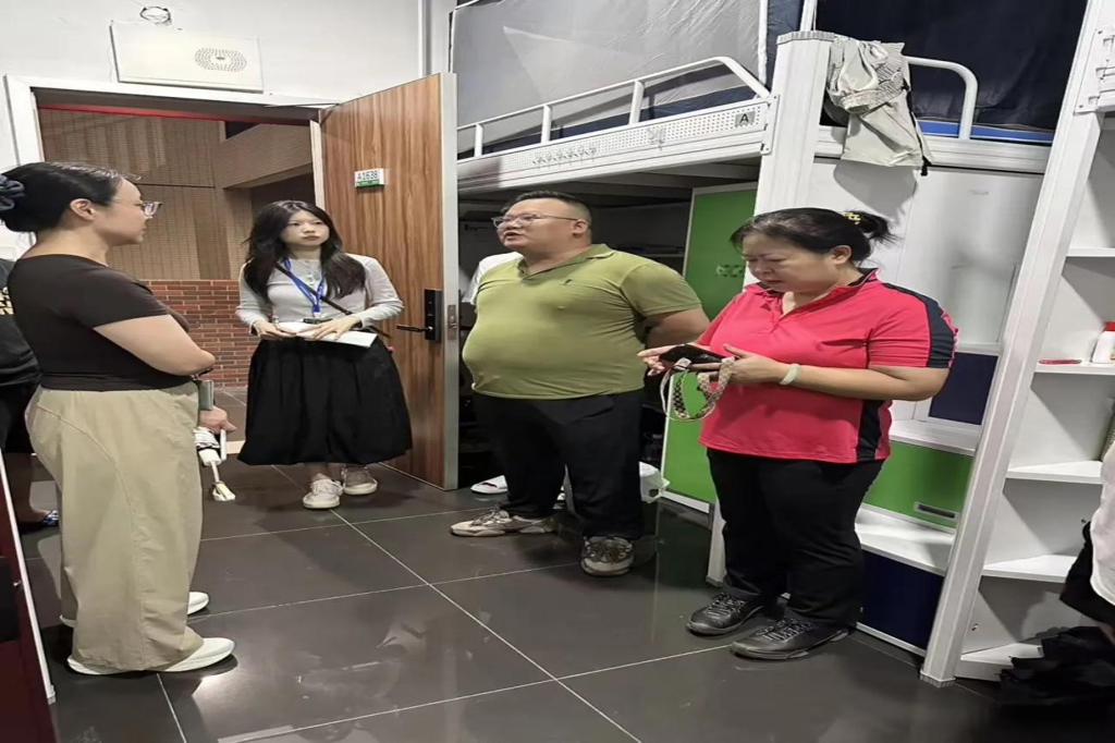 图片2.png 图片2.png