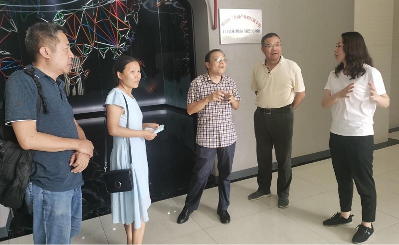 图片2.jpg 图片2.jpg