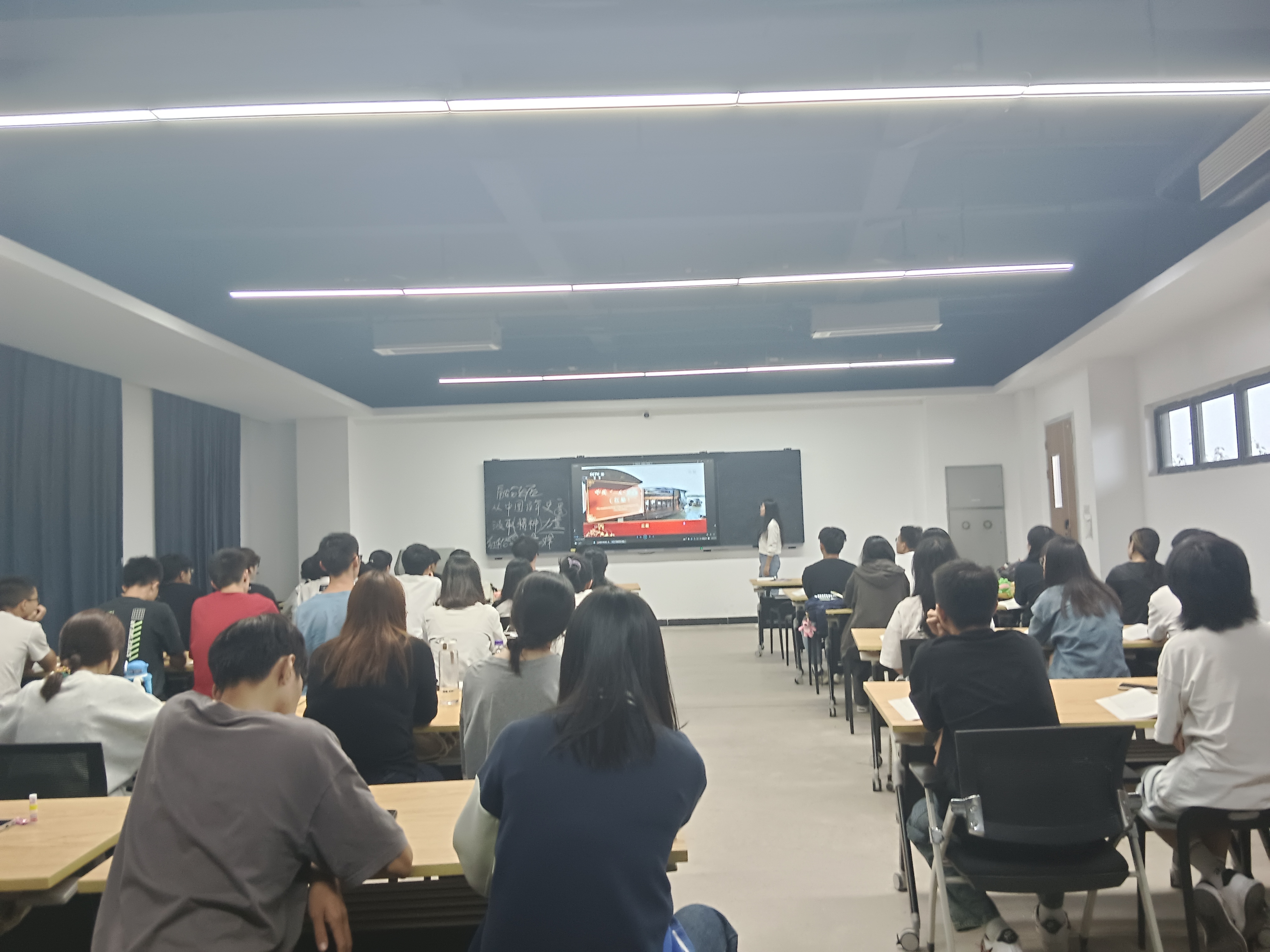 图片8.jpg 图片8.jpg