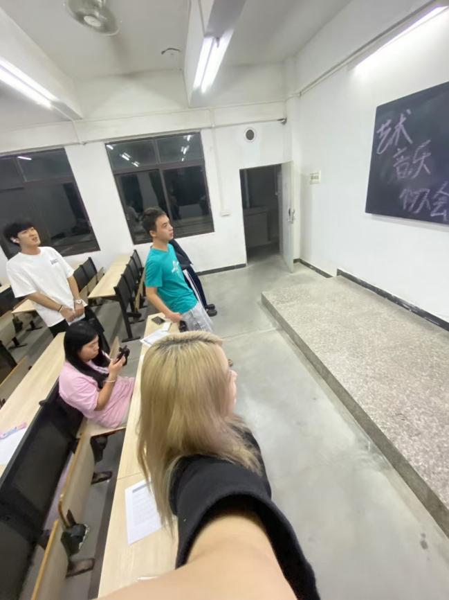 C:/Users/86137/Pictures/4444.jpg4444