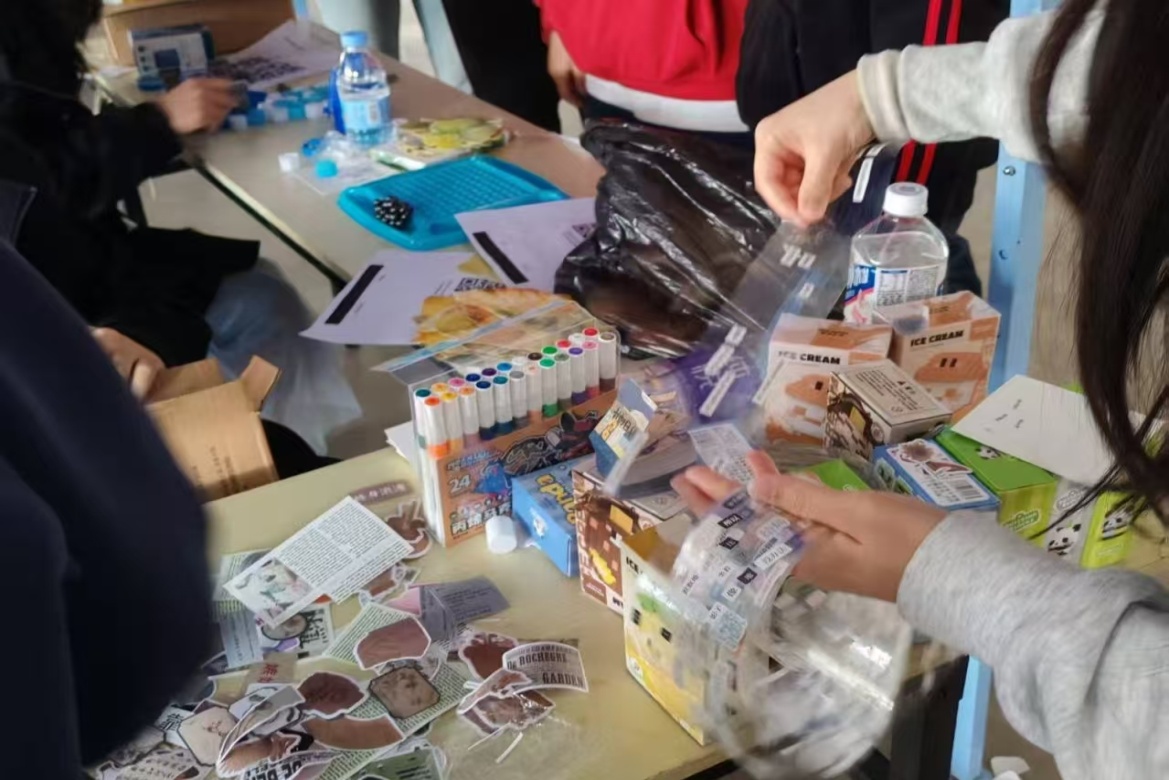 C:\Users\surface\Documents\WeChat Files\wxid_2io1gm7shokt22\FileStorage\Temp\8aca993ee1b713a8243a3d8d492f922.jpg