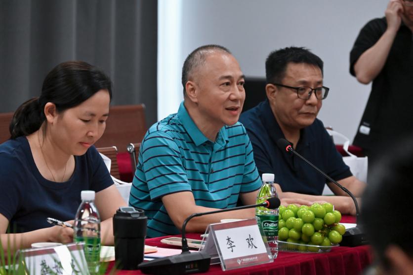 retouch_2025101519322689