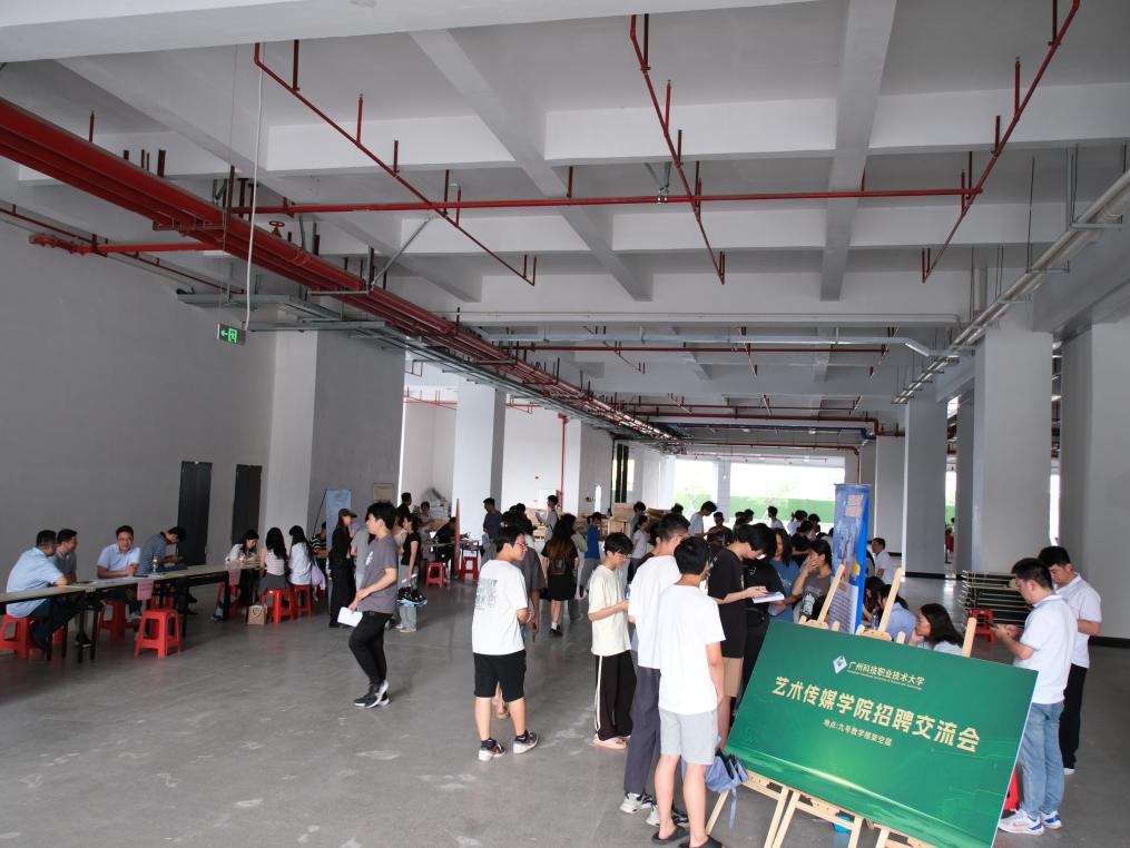 C:/Users/Administrator/Desktop/企业宣讲/DSCF4340-new.jpgDSCF4340-new