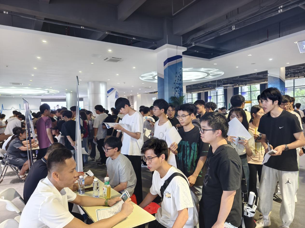 858a98d16a6ef90802654a8bcc70c76