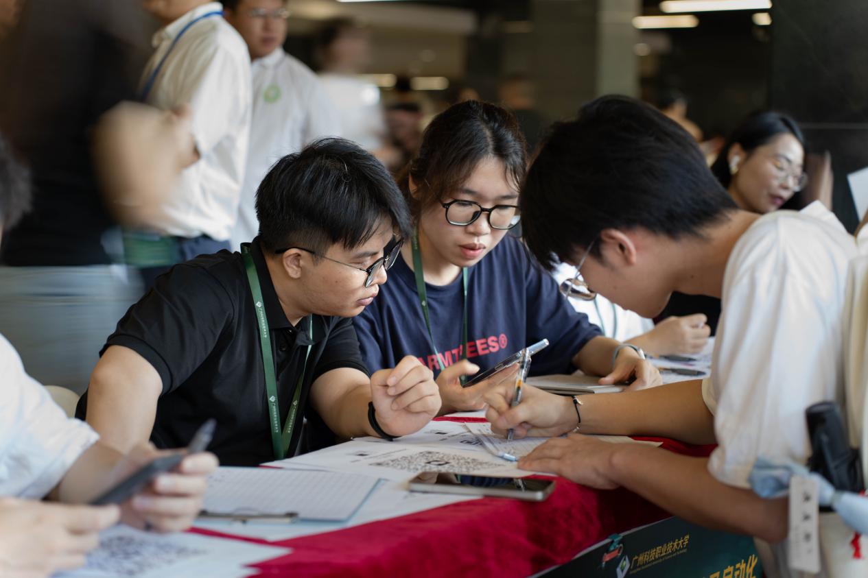 b89ba8c49f6dcda5f8fa74568f9d9d0a b89ba8c49f6dcda5f8fa74568f9d9d0a