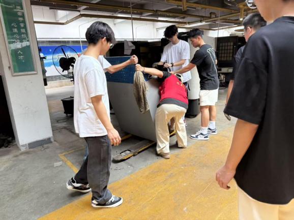 09aa9f0a692da7dbecea1499c1548a97